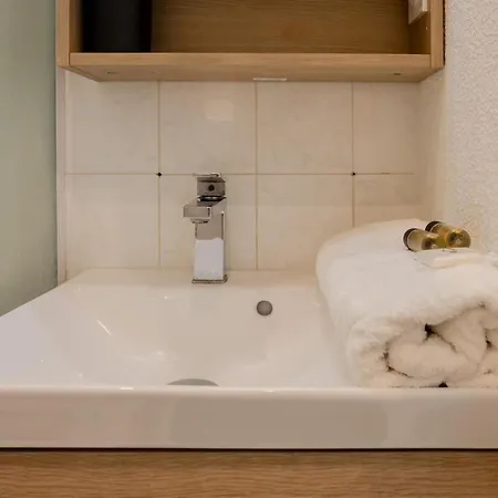 Nice, Grande Terrasse A 2 Pas De La Promenade Apartmán