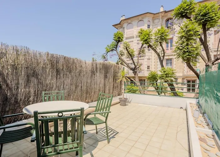 Nice, Grande Terrasse A 2 Pas De La Promenade